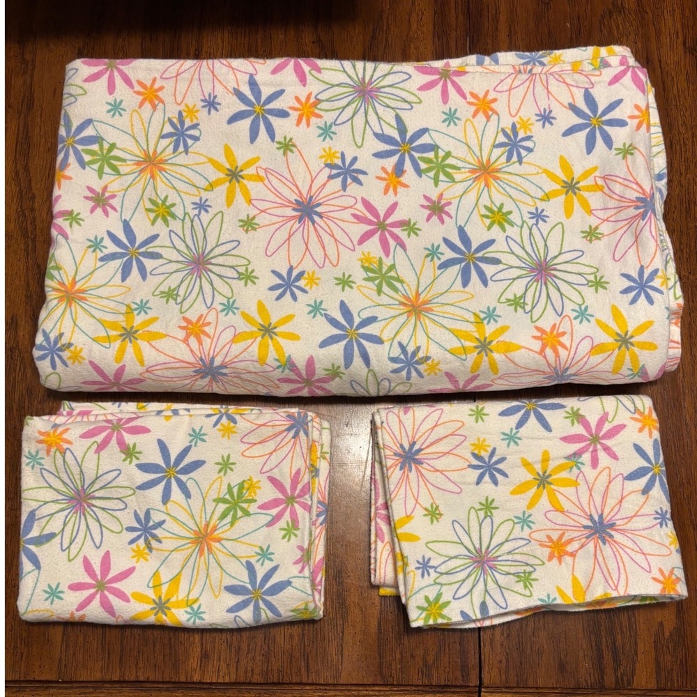 Vintage White Multicolor Floral Burst Cotton Flannel Queen Sheet Set 3pc